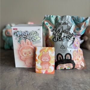 Labubu “Big Into Energy” Happiness